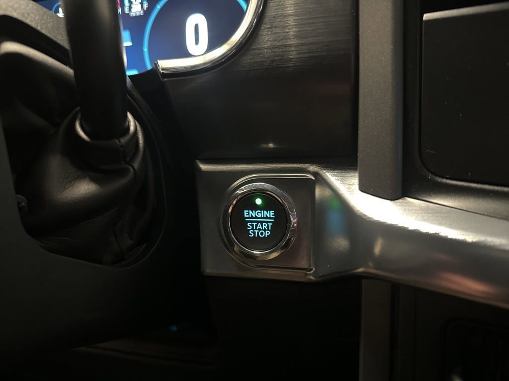 Certified 2022 Ford F150 Lariat image 32