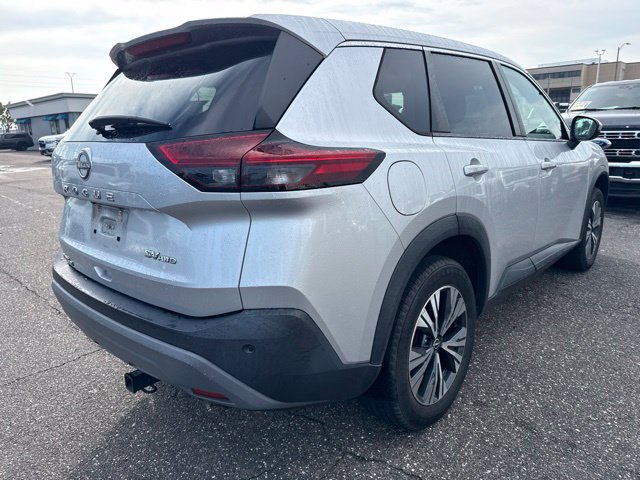 Used 2022 Nissan Rogue SV AWD/4WD image 4