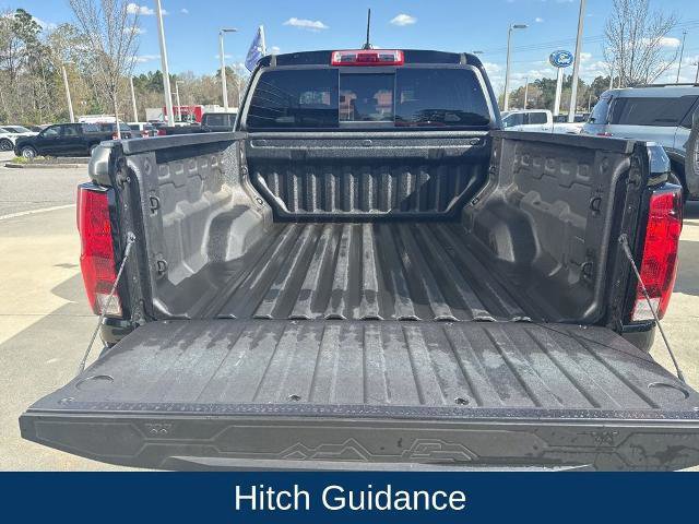 Used 2025 Chevrolet Colorado W/T w/ Advanced Trailering Package image 9