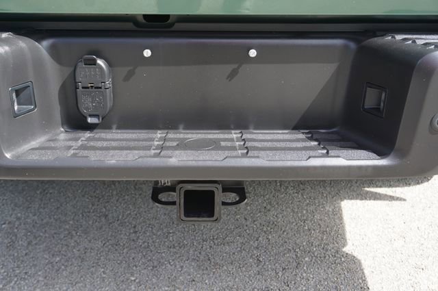 Used 2023 Nissan Frontier Pro-X w/ Technology Package image 12