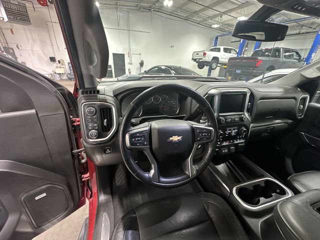 Used 2020 Chevrolet Silverado 3500 LTZ w/ LTZ Convenience Package AWD/4WD image 15