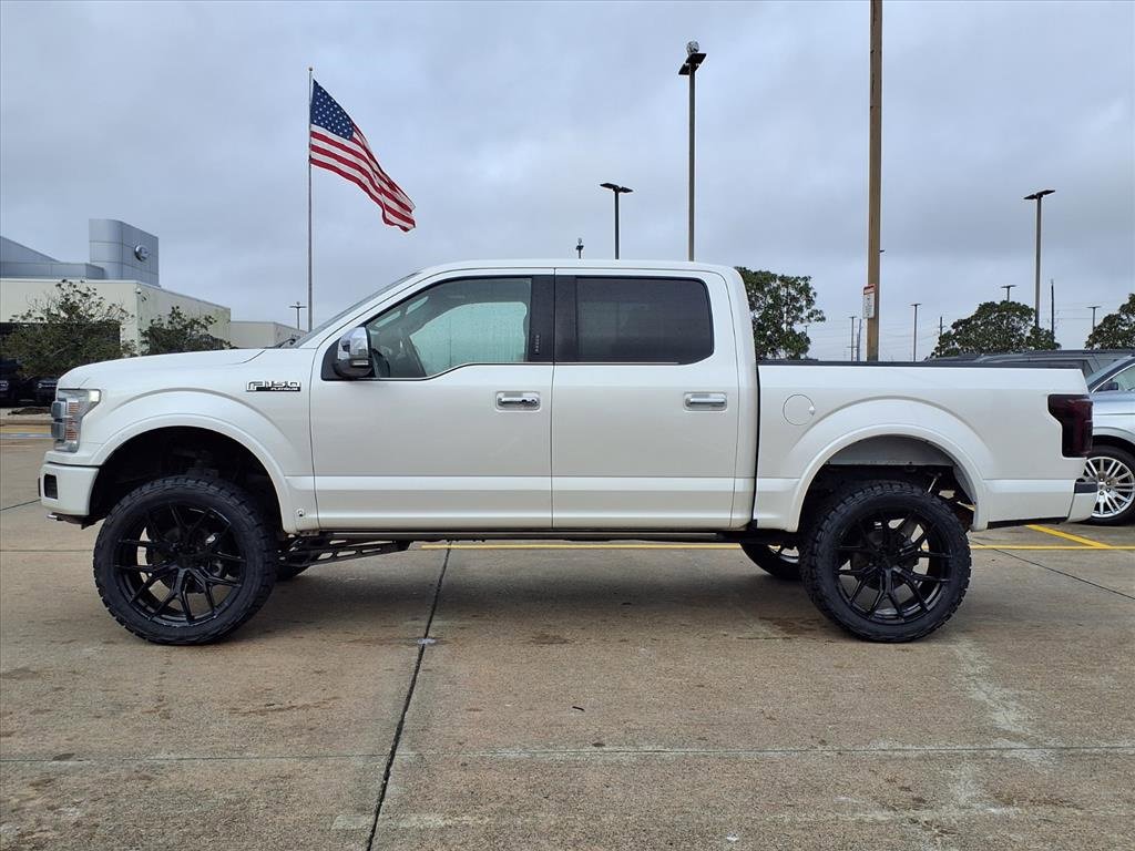 Certified 2019 Ford F150 Platinum w/ Equipment Group 701A Luxury image 3