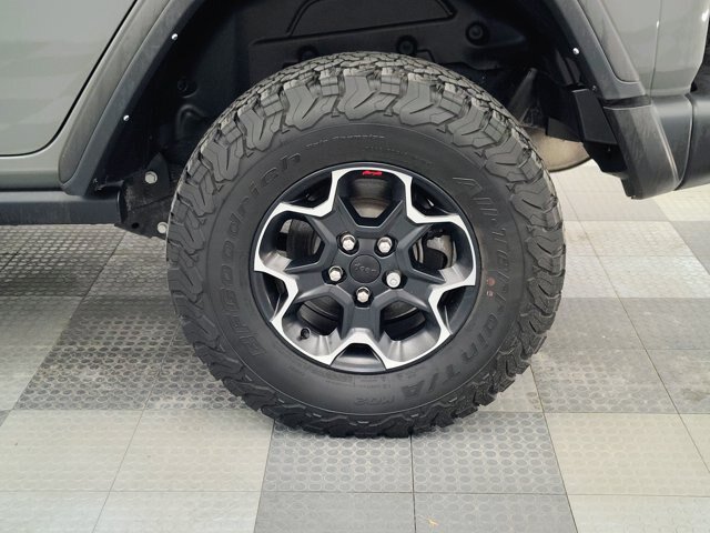 Used 2023 Jeep Wrangler Unlimited Rubicon w/ Cold Weather Group AWD/4WD image 15
