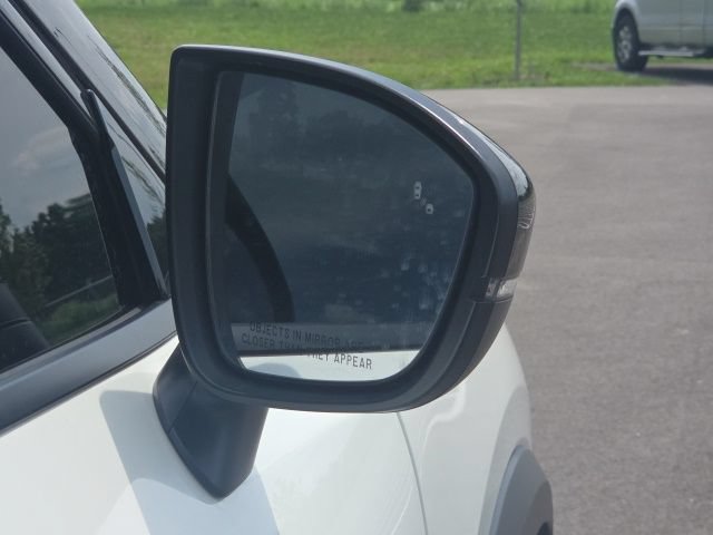 Used 2024 Nissan Pathfinder Rock Creek AWD/4WD image 6