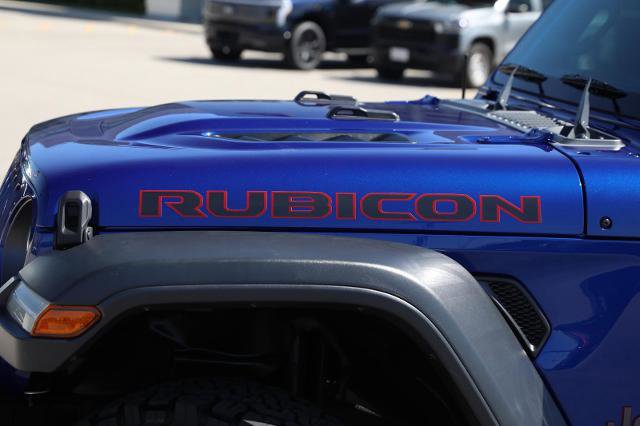 Used 2018 Jeep Wrangler Unlimited Rubicon w/ Dual Top Group AWD/4WD image 11