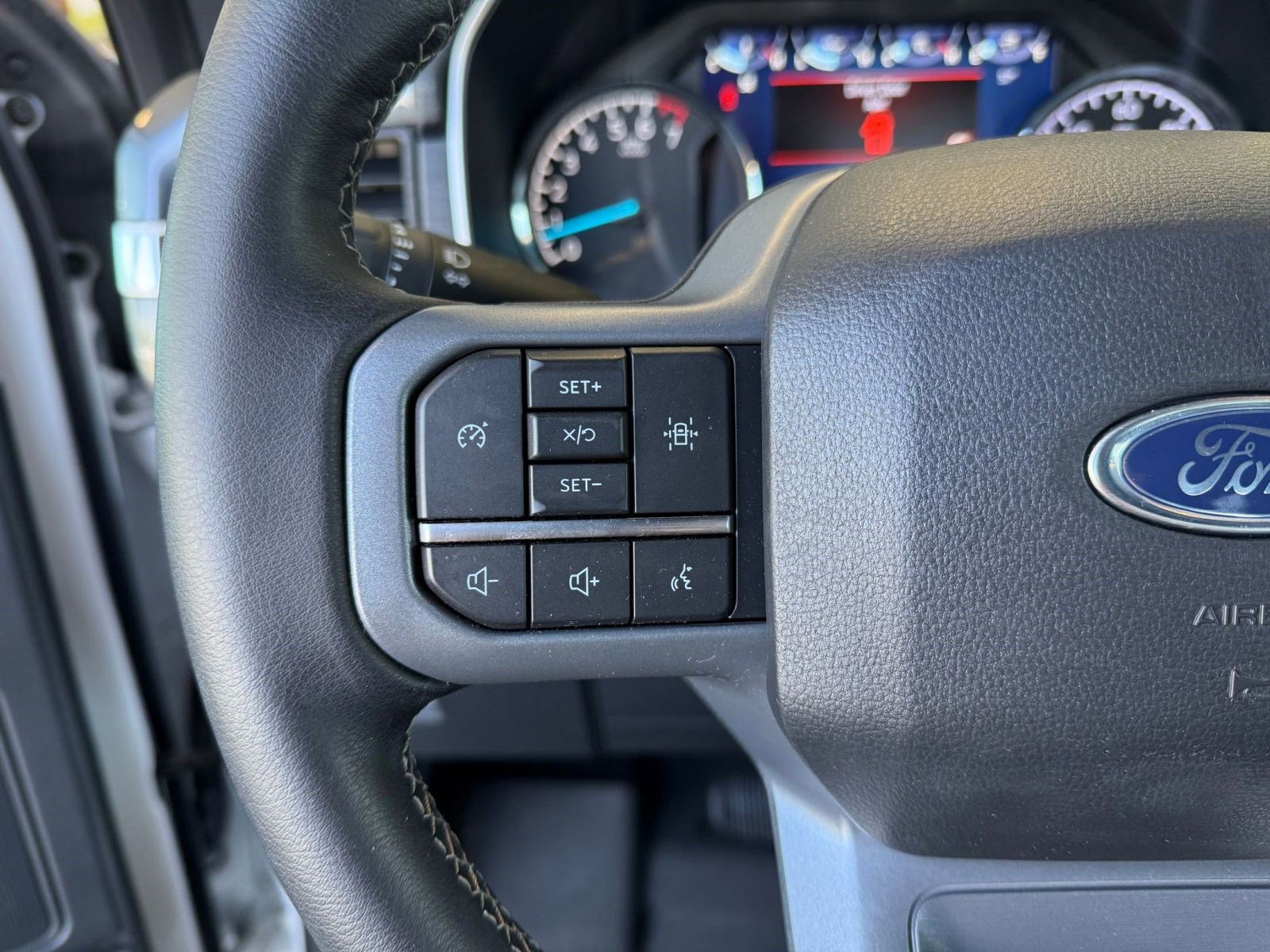 Certified 2023 Ford F150 XLT w/ Equipment Group 302A High image 17