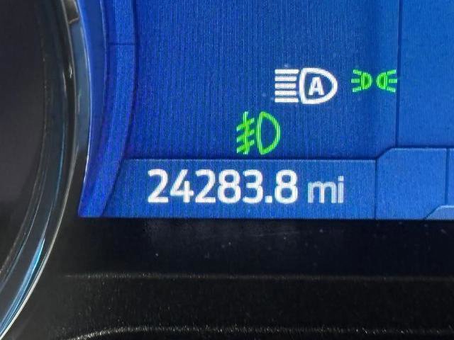 Certified 2022 Ford F150 XLT w/ Equipment Group 302A High image 25