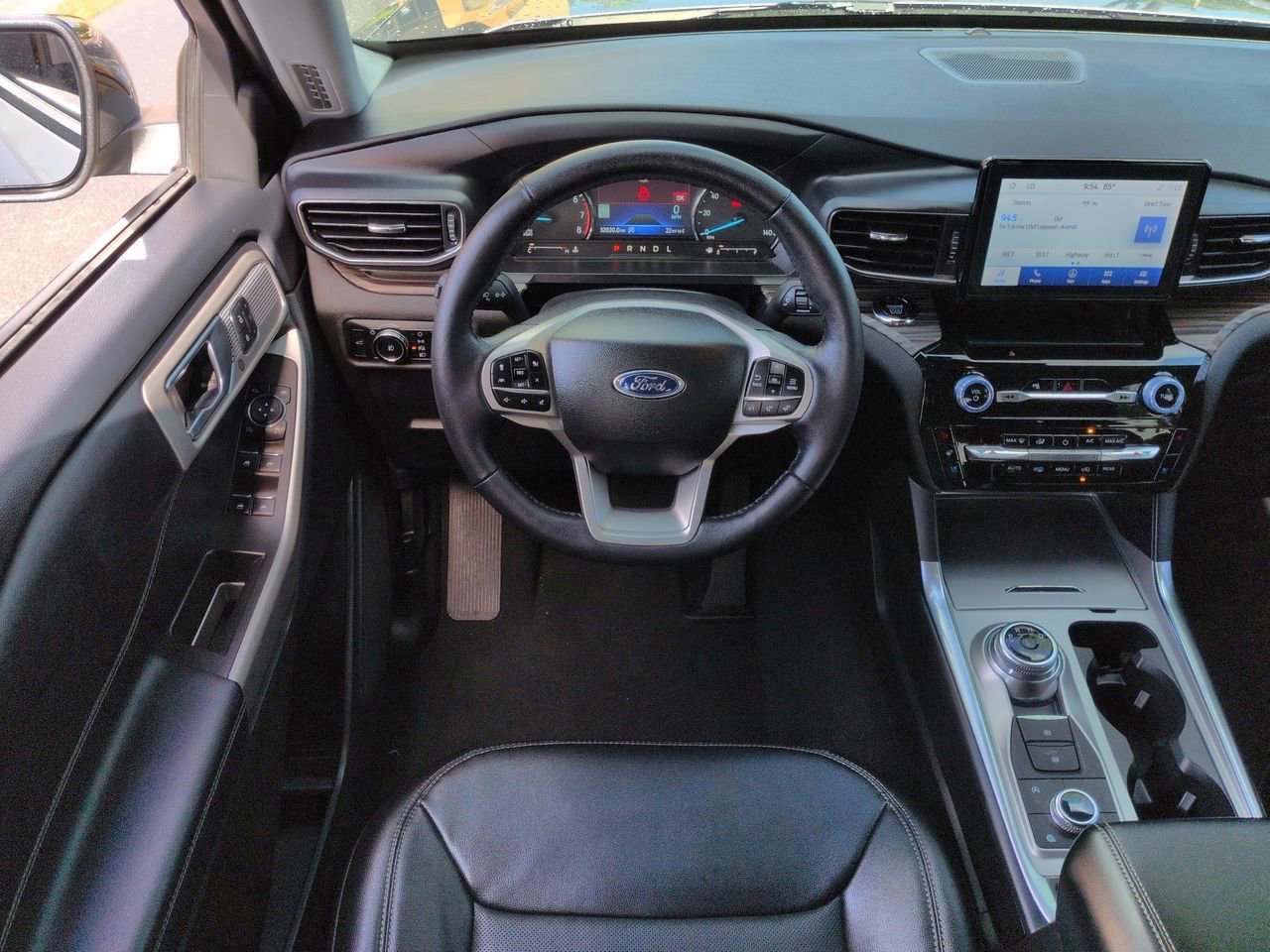 Certified 2024 Ford Explorer Limited w/ Equipment Group 301A AWD/4WD image 16