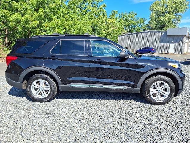 Certified 2023 Ford Explorer XLT w/ Class IV Trailer Tow Package AWD/4WD image 7
