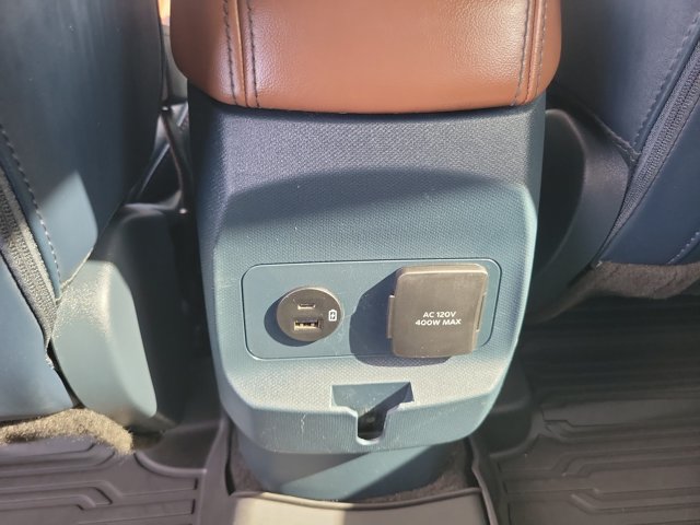 Certified 2022 Ford Maverick Lariat w/ Lariat Luxury Package FWD image 16