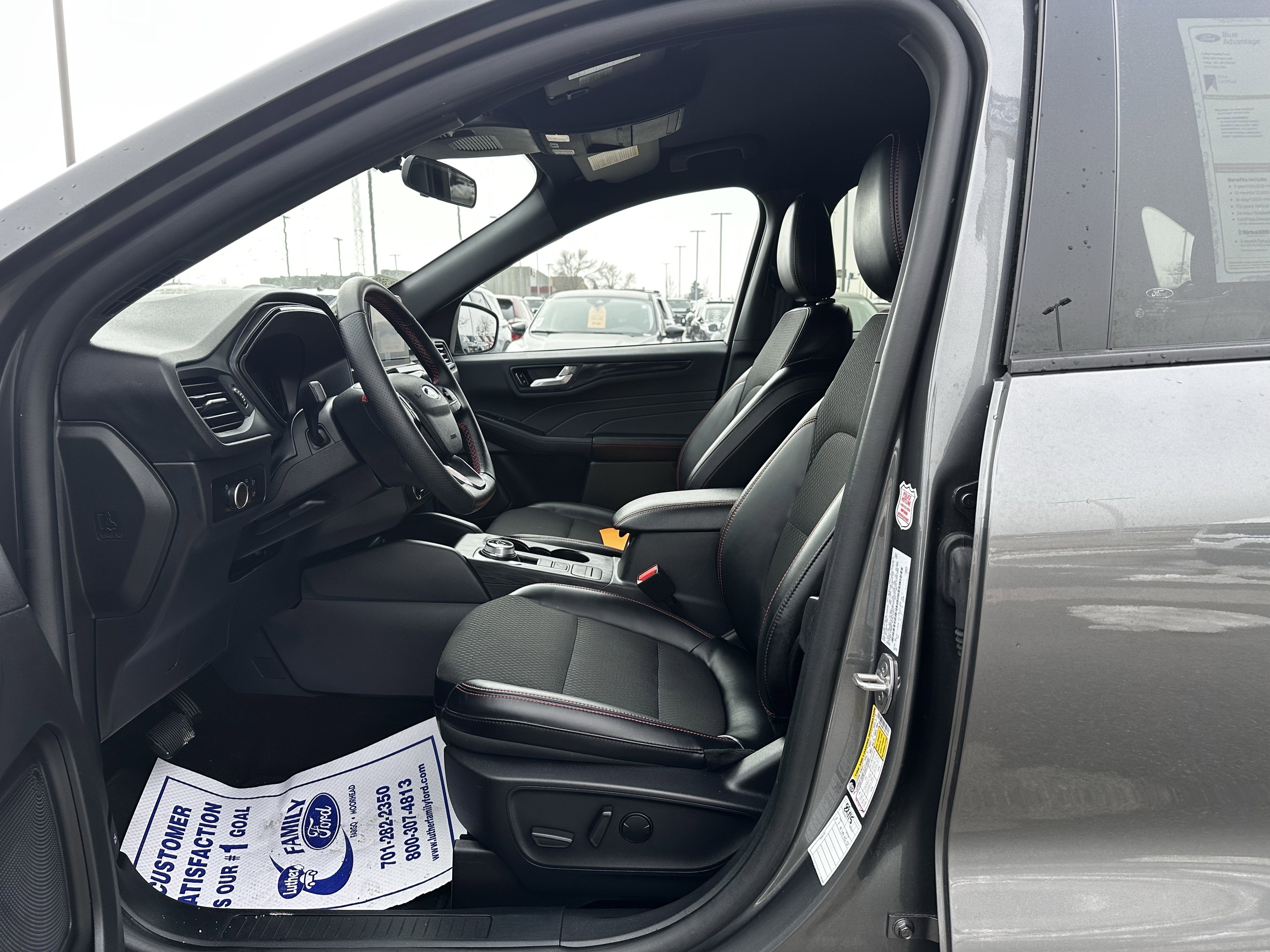 Certified 2025 Ford Escape ST-Line image 18