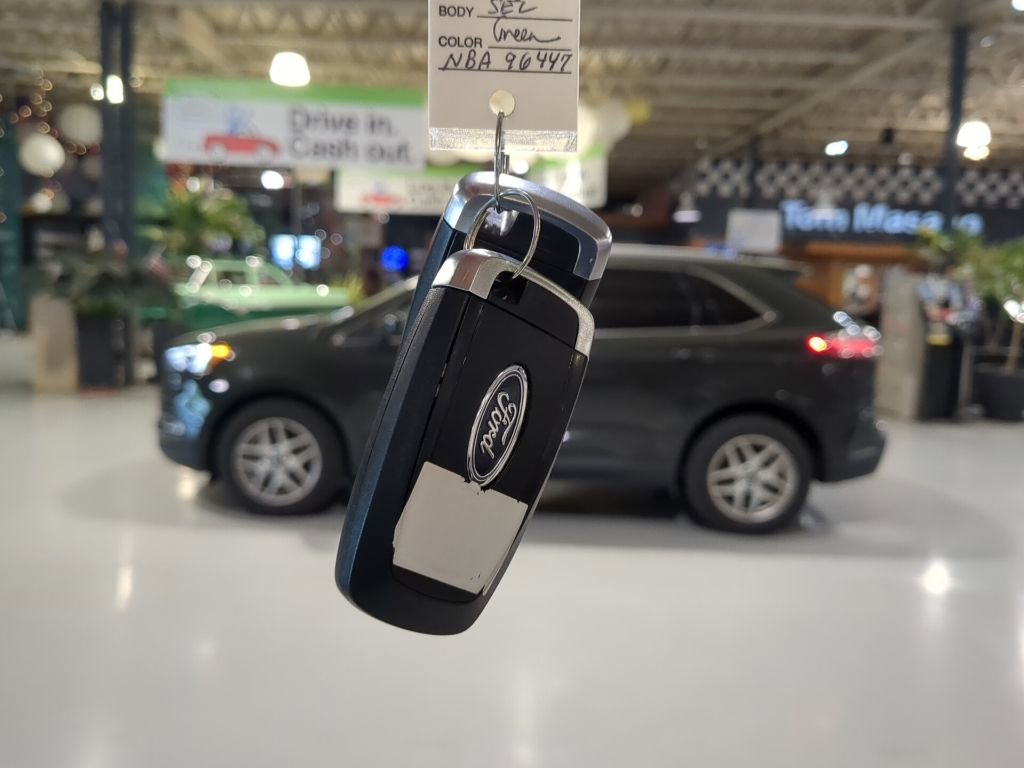 Certified 2022 Ford Edge SEL w/ Convenience Package image 5