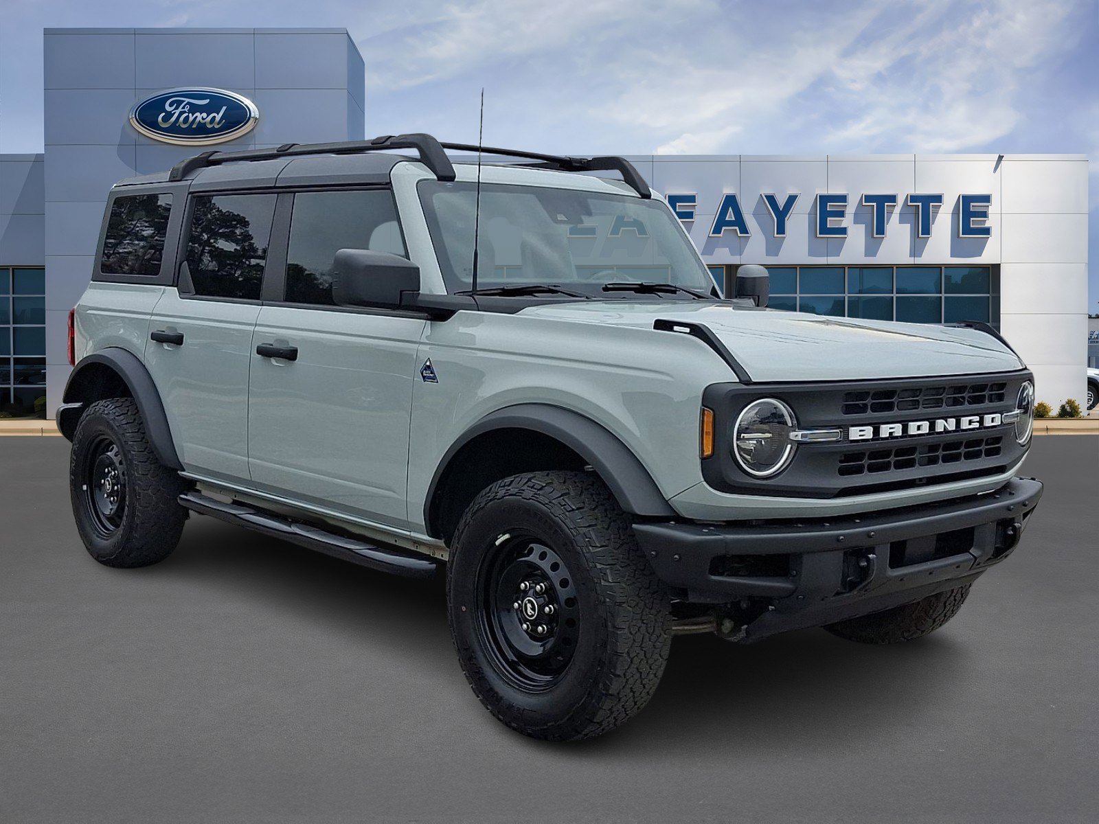 Certified 2023 Ford Bronco Black Diamond image 1