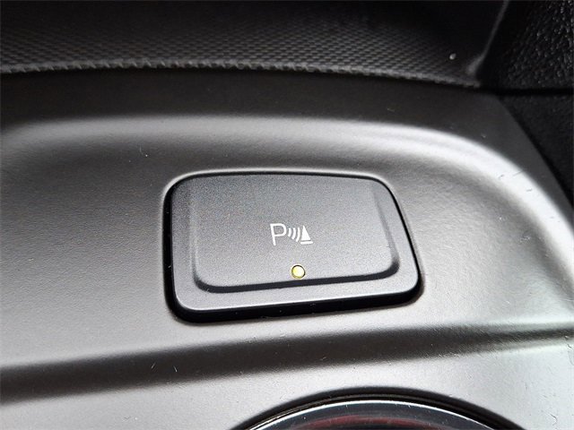 Used 2022 Chevrolet Equinox RS image 24