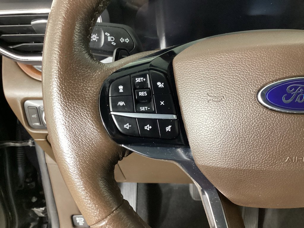 Certified 2021 Ford Explorer King Ranch w/ Premium Technology Package AWD/4WD image 14