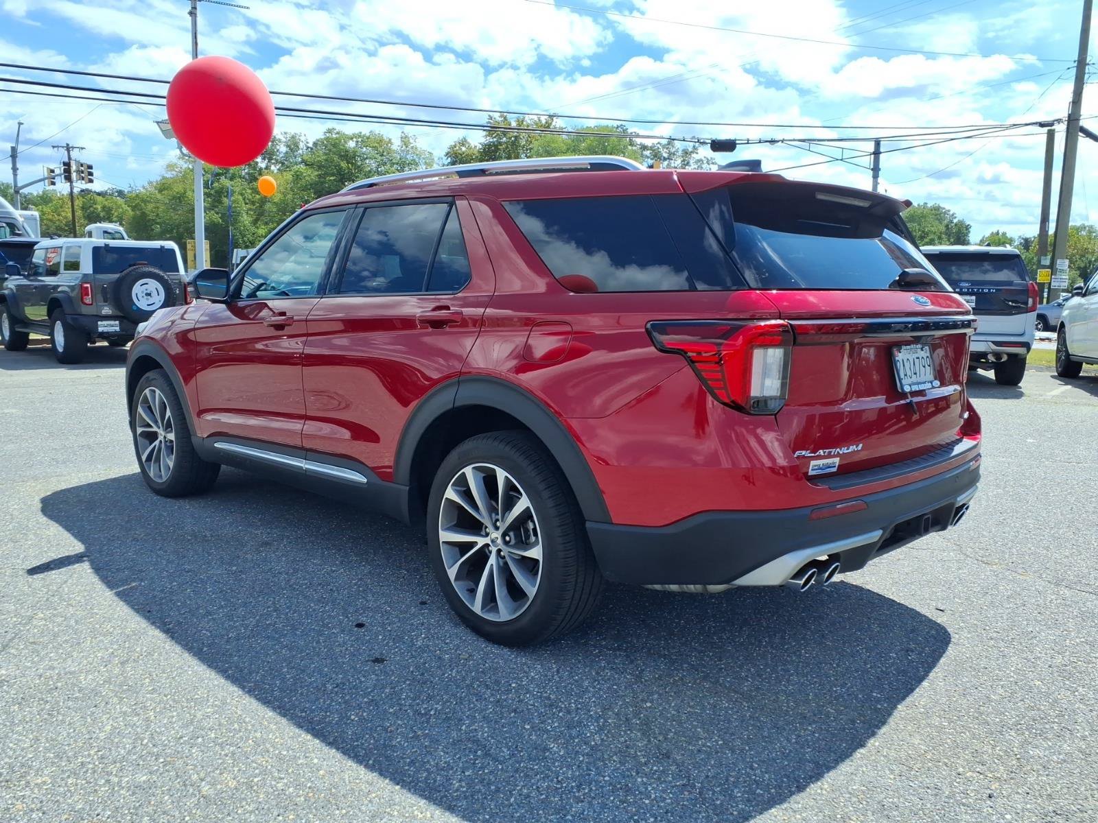Certified 2025 Ford Explorer Platinum w/ Ultimate Package AWD/4WD image 4