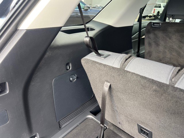 Certified 2025 Ford Explorer Active AWD/4WD image 32