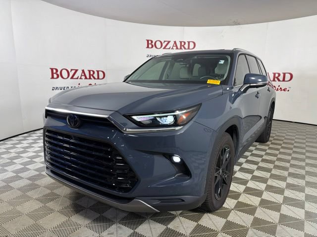 Used 2024 Toyota Grand Highlander AWD image 4