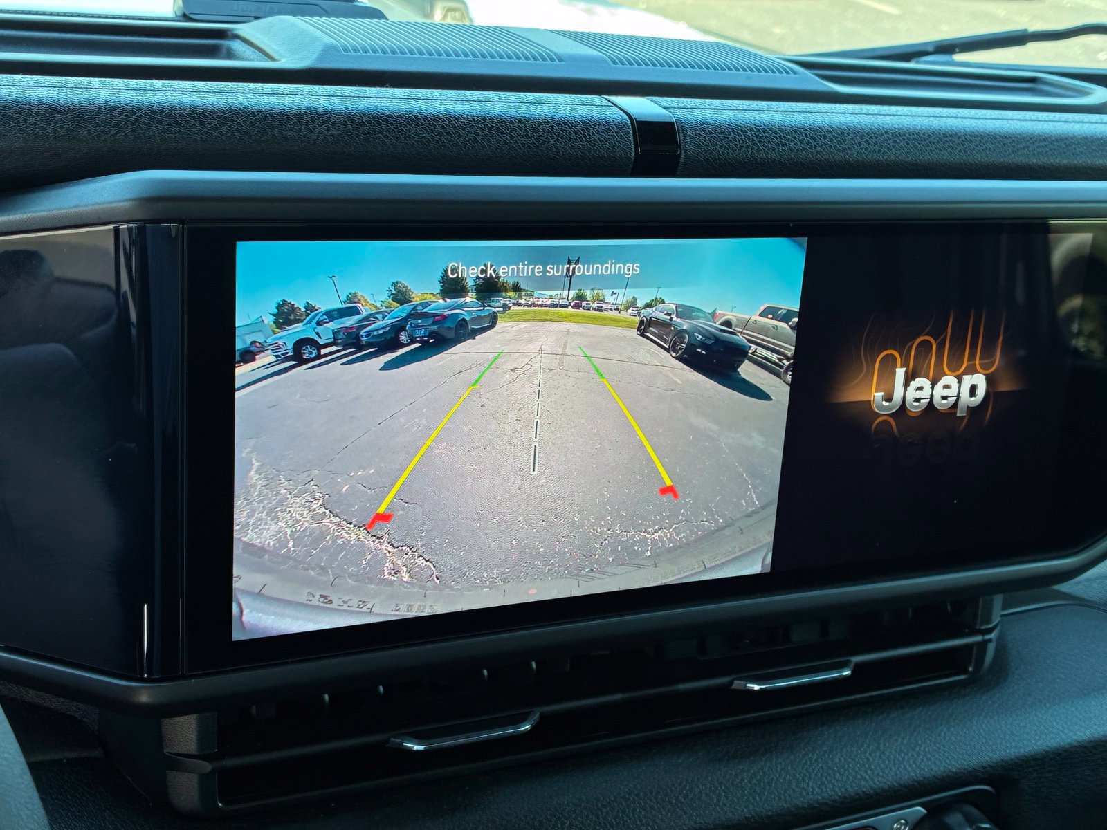 Used 2024 Jeep Wrangler Unlimited Sport AWD/4WD image 19