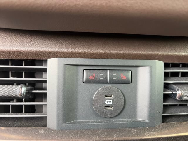 Certified 2025 Ford F150 King Ranch AWD/4WD image 30
