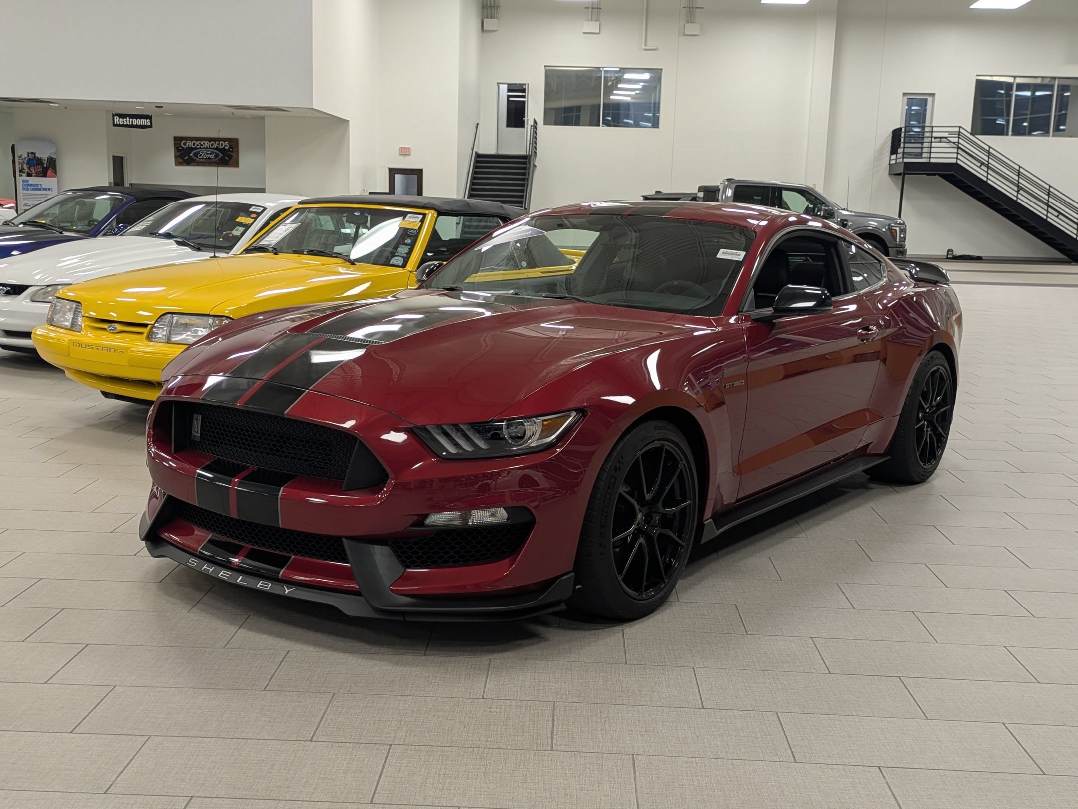 Certified 2019 Ford Mustang Shelby GT350 w/ Technology Package RWD image 7