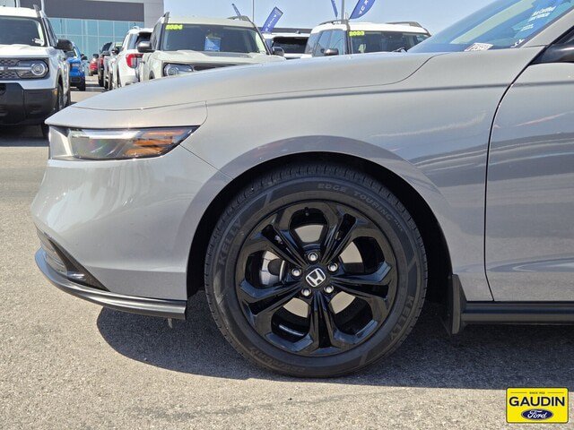 Used 2025 Honda Accord SE image 10