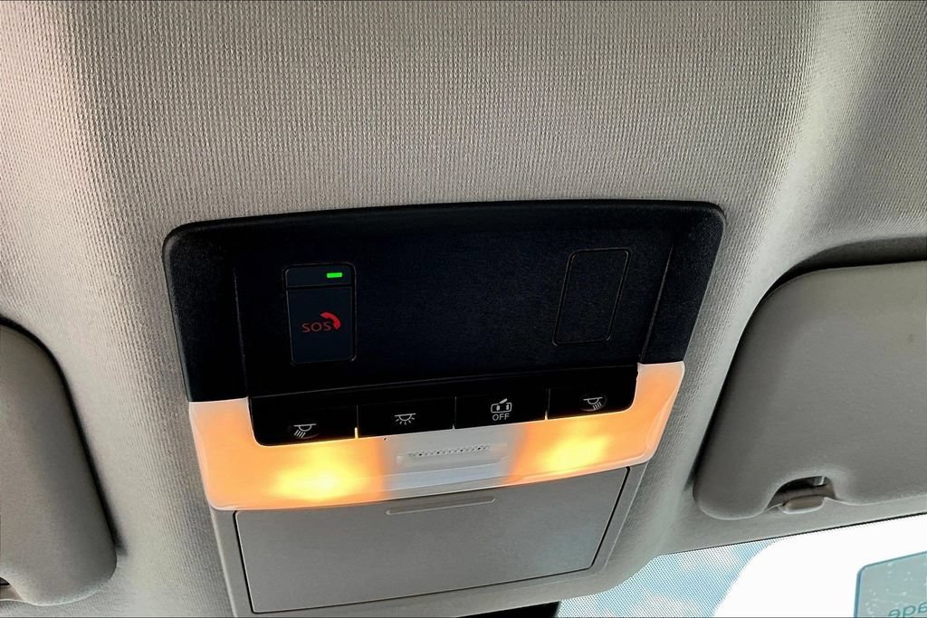 Used 2025 Nissan Sentra SV FWD image 17