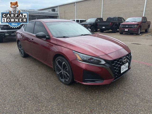 Used 2023 Nissan Altima 2.5 SR w/ SR Premium Package