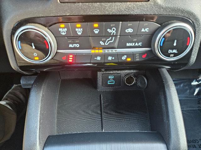 Certified 2022 Ford Escape SEL w/ Class II Trailer Tow Package AWD/4WD image 23