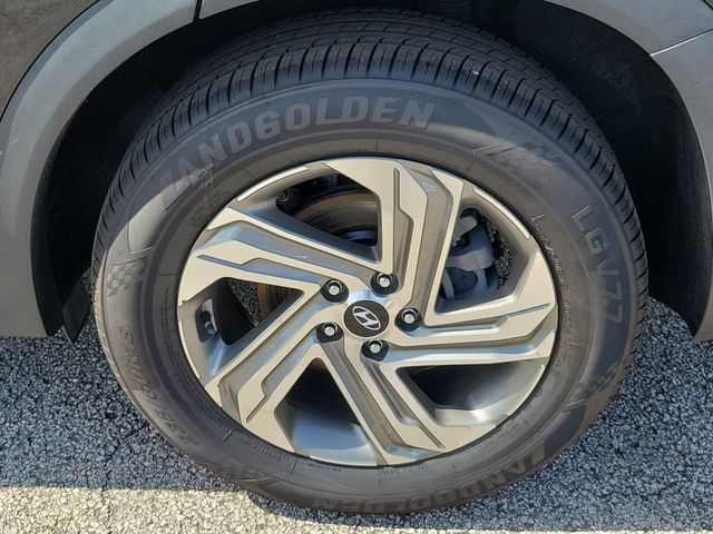 Used 2021 Hyundai Santa Fe SEL FWD image 7