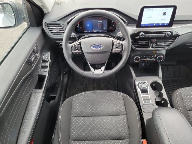 Certified 2023 Ford Escape Active AWD/4WD image 30