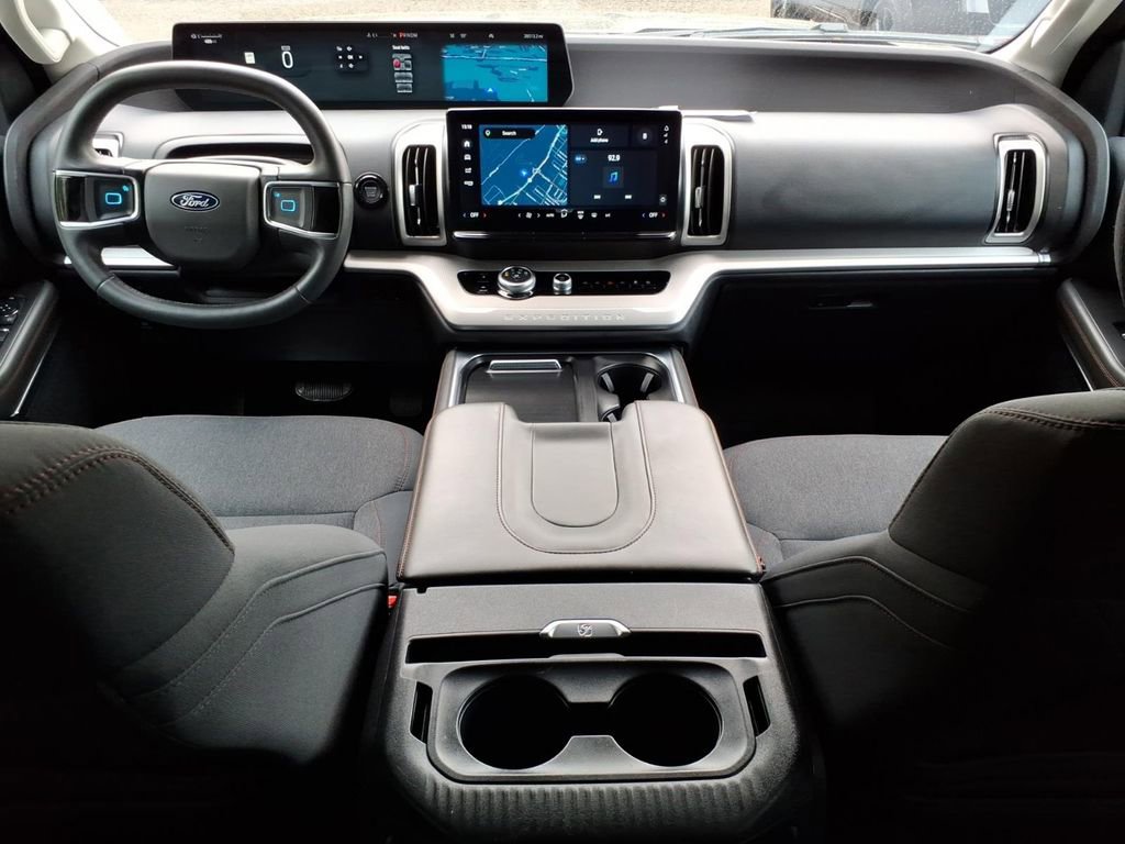 Certified 2025 Ford Expedition Max Active AWD/4WD image 10
