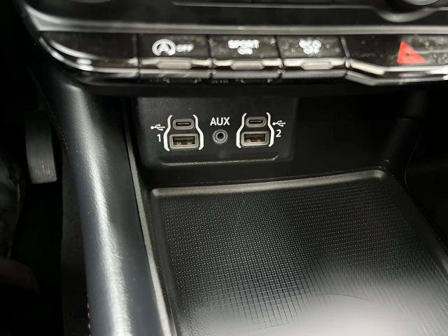 Used 2024 Dodge Durango GT AWD/4WD image 36