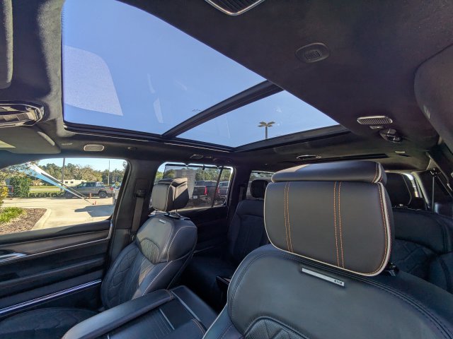 Used 2025 Jeep Grand Wagoneer L Series III w/ Quick Order Packagew 28T AWD/4WD image 21