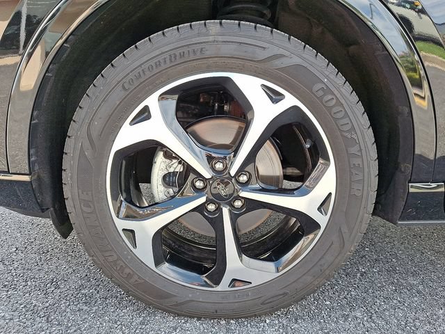 Certified 2024 Ford Escape ST-Line Select w/ Tech Pack #2 AWD/4WD image 8