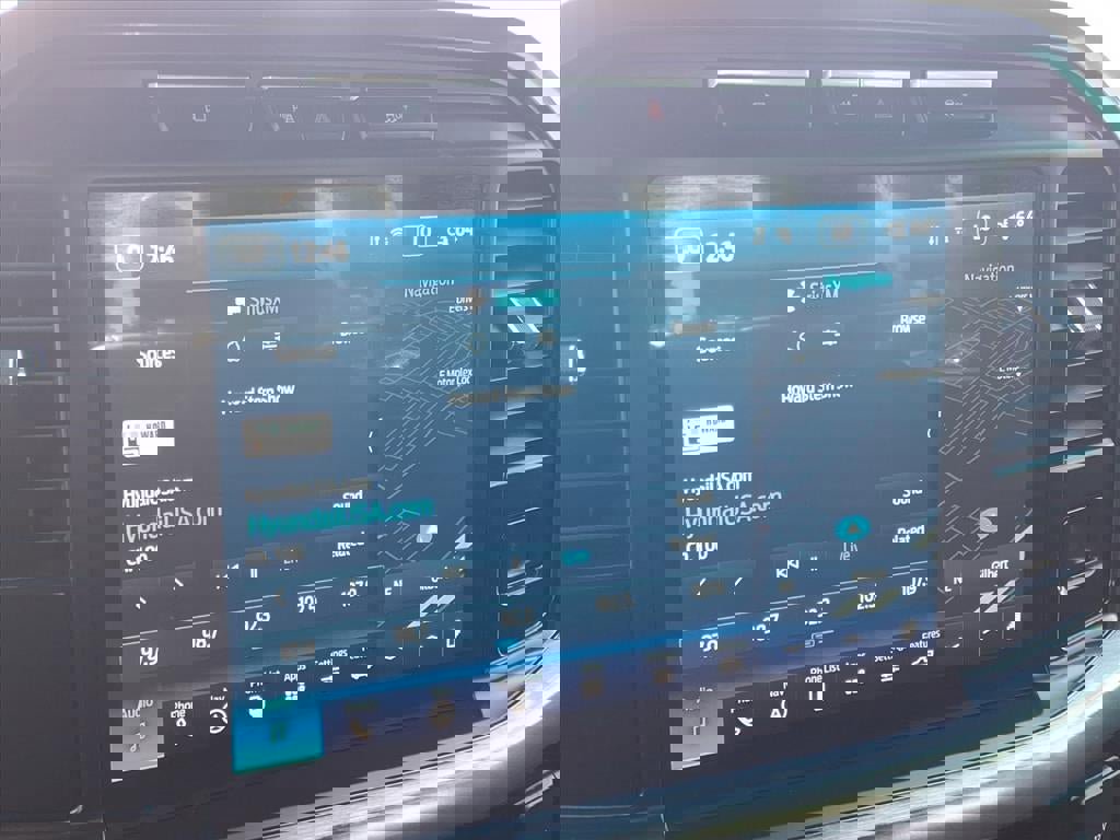 Certified 2023 Ford F150 Lariat w/ Equipment Group 502A High image 26