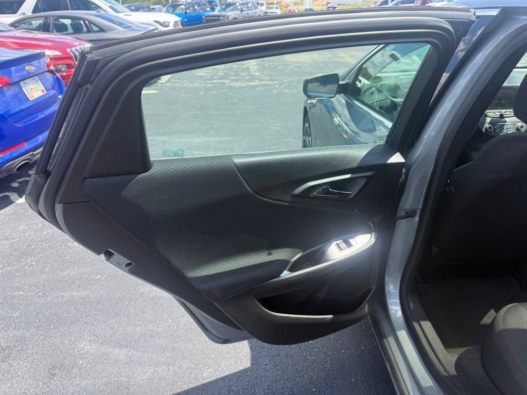 Used 2024 Chevrolet Malibu LT FWD image 37