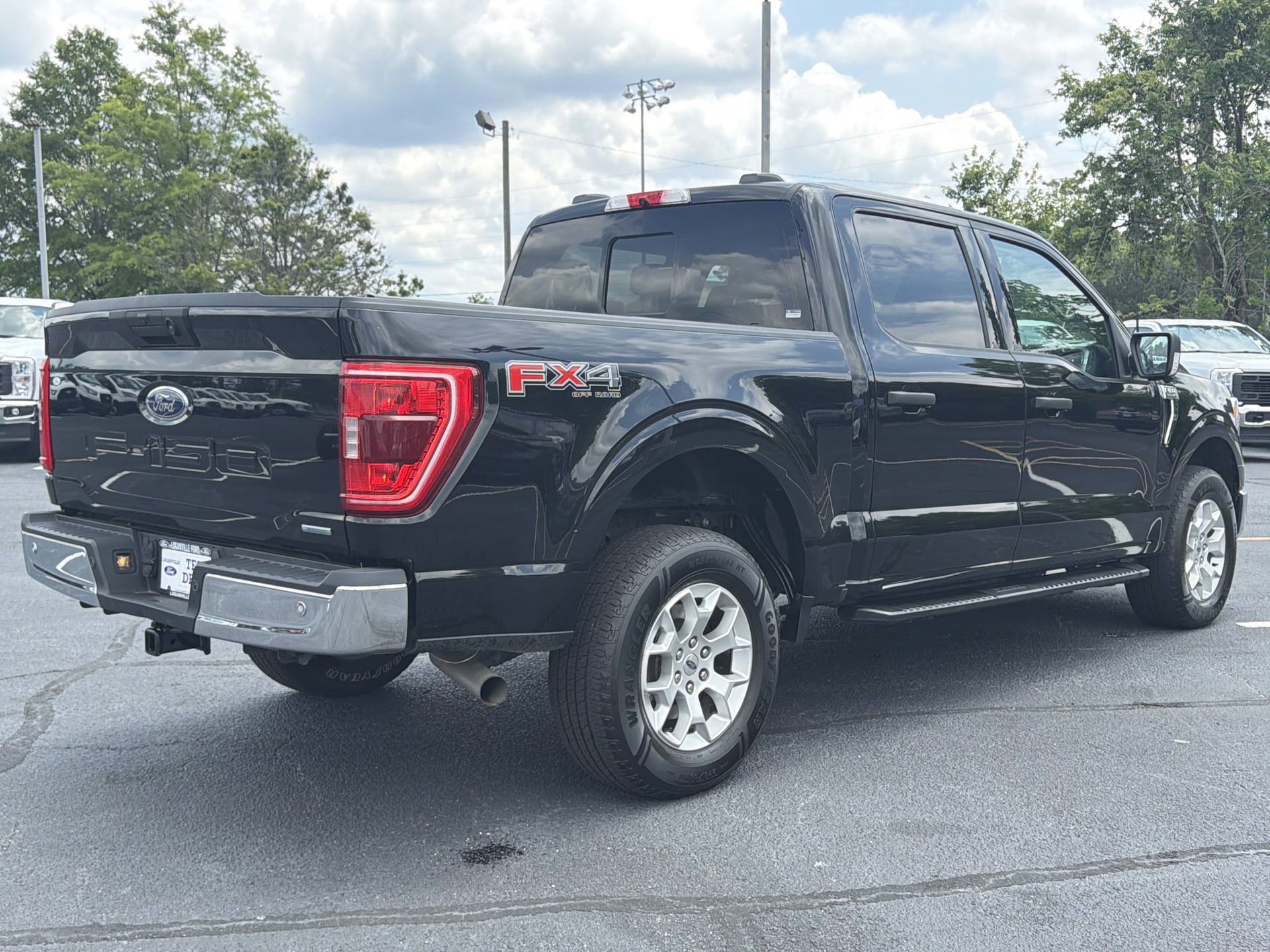 Certified 2022 Ford F150 XLT w/ Equipment Group 301A Mid AWD/4WD image 40