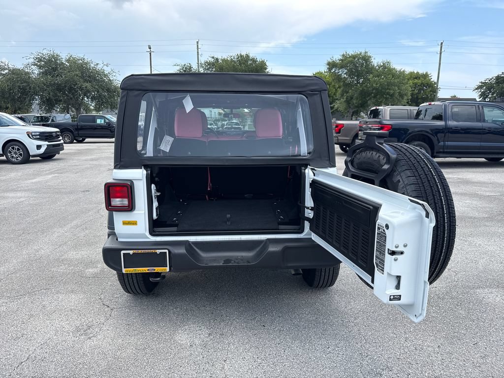 Used 2026 Jeep Wrangler Unlimited Sport AWD/4WD image 25