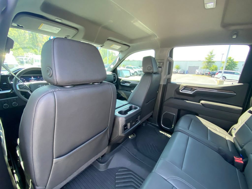 Used 2026 Chevrolet Silverado 1500 RST AWD/4WD image 22