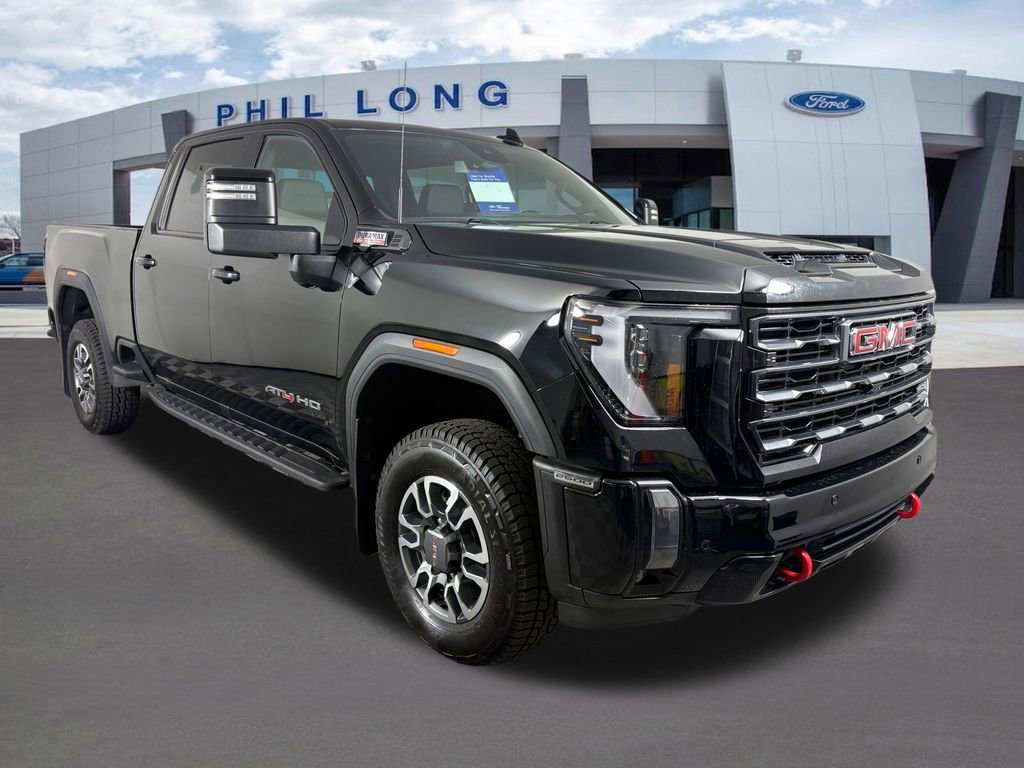 Used 2024 GMC Sierra 2500 AT4 AWD/4WD image 7