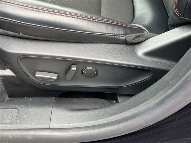 Certified 2025 Ford Escape ST-Line image 24