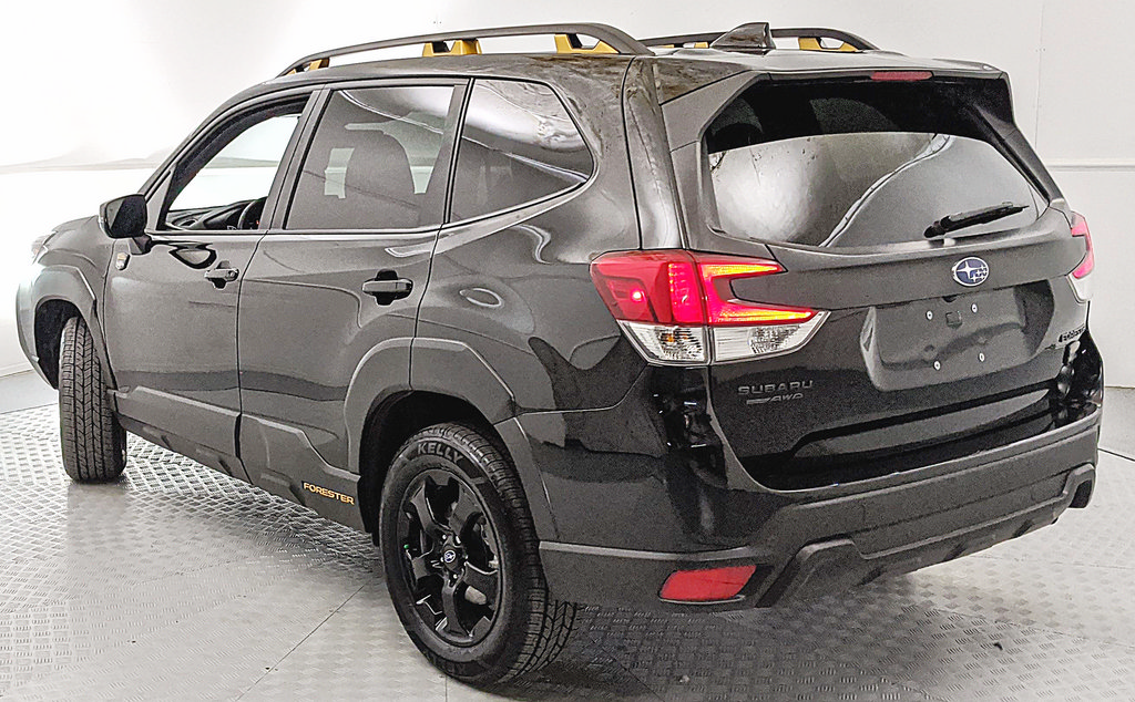 Used 2025 Subaru Forester Wilderness AWD/4WD image 7