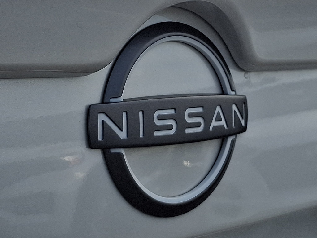 Used 2025 Nissan Sentra SR FWD image 29