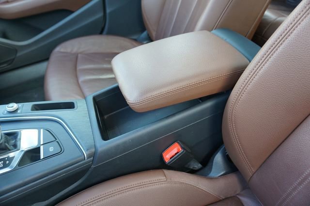 Used 2019 Audi A4 2.0T Premium image 25