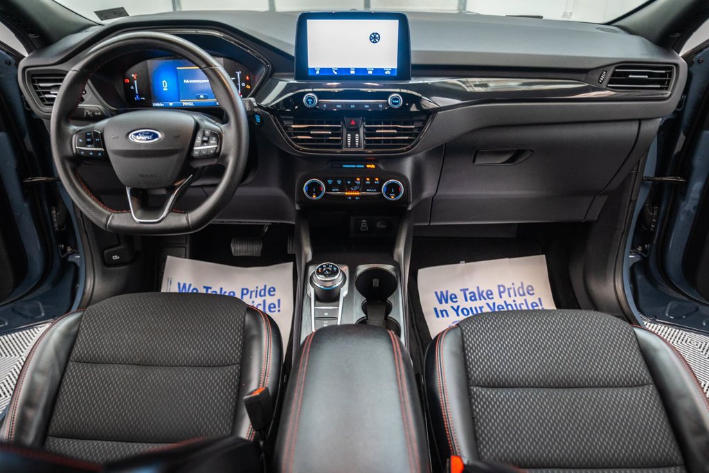 Certified 2025 Ford Escape ST-Line AWD/4WD image 19