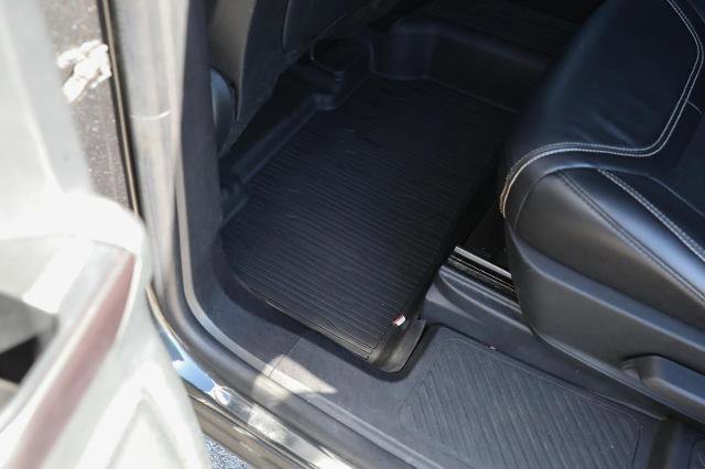 Certified 2020 Ford Explorer ST w/ ST Street Pack image 32