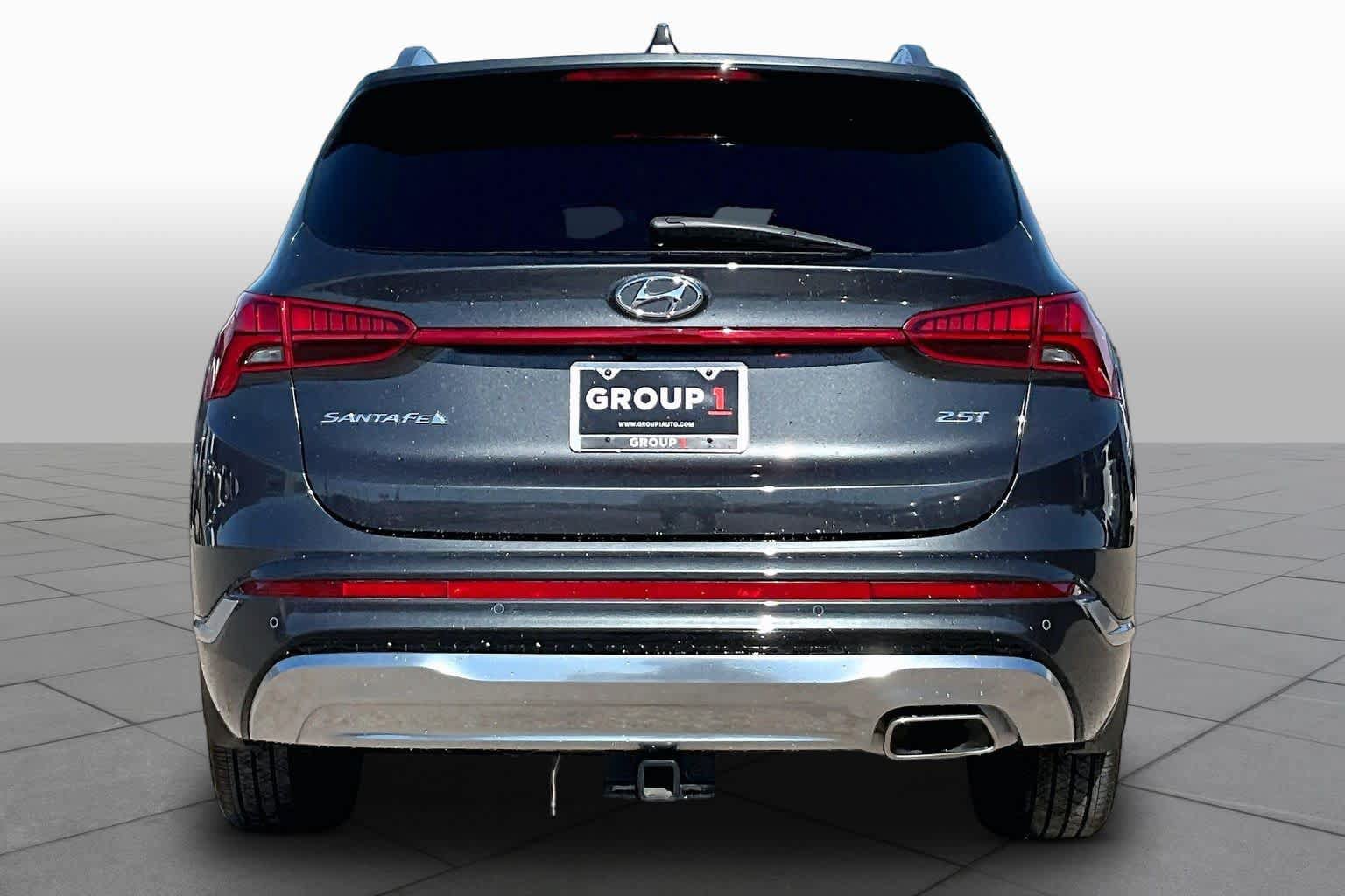 Used 2023 Hyundai Santa Fe Calligraphy FWD image 5