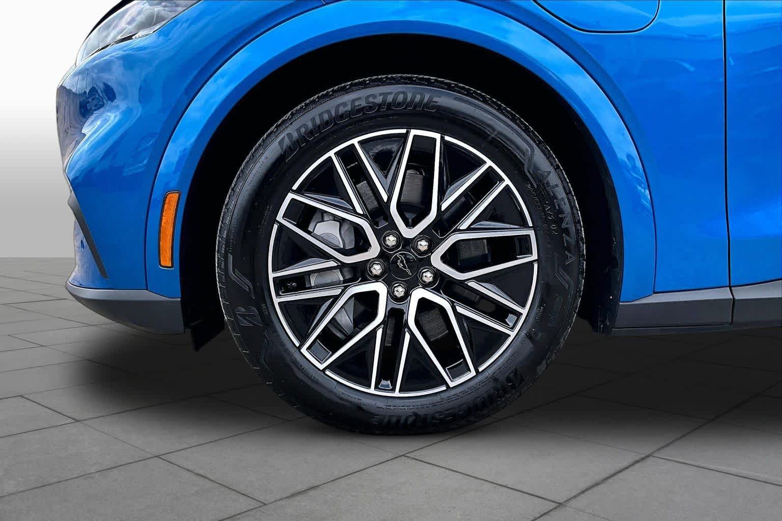Certified 2025 Ford Mustang Mach-E Premium RWD image 12