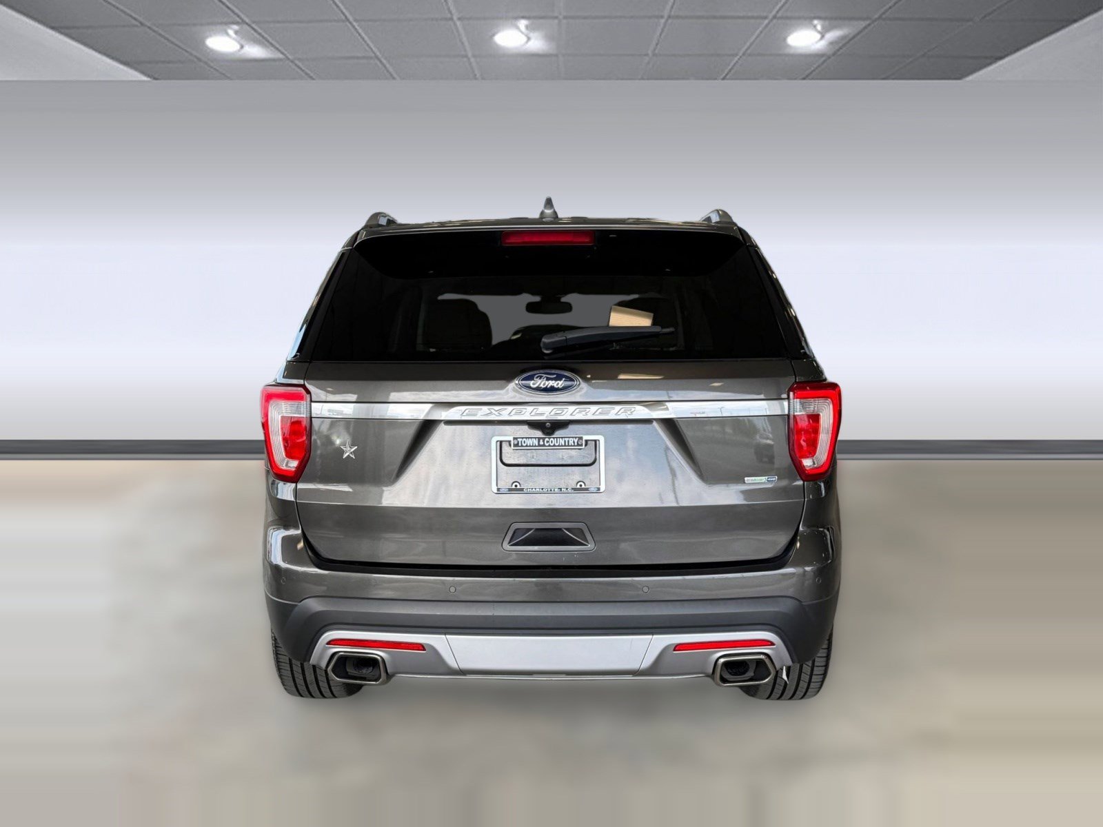 Certified 2017 Ford Explorer Platinum AWD/4WD image 10